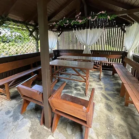 Chalet Latky *
